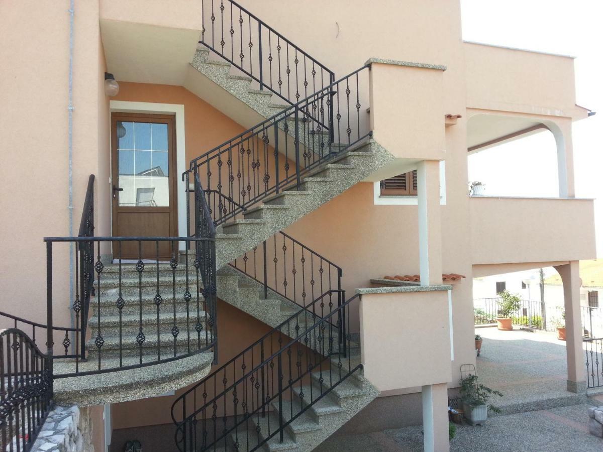 Guarda Alla Vita Нивице Экстерьер фото